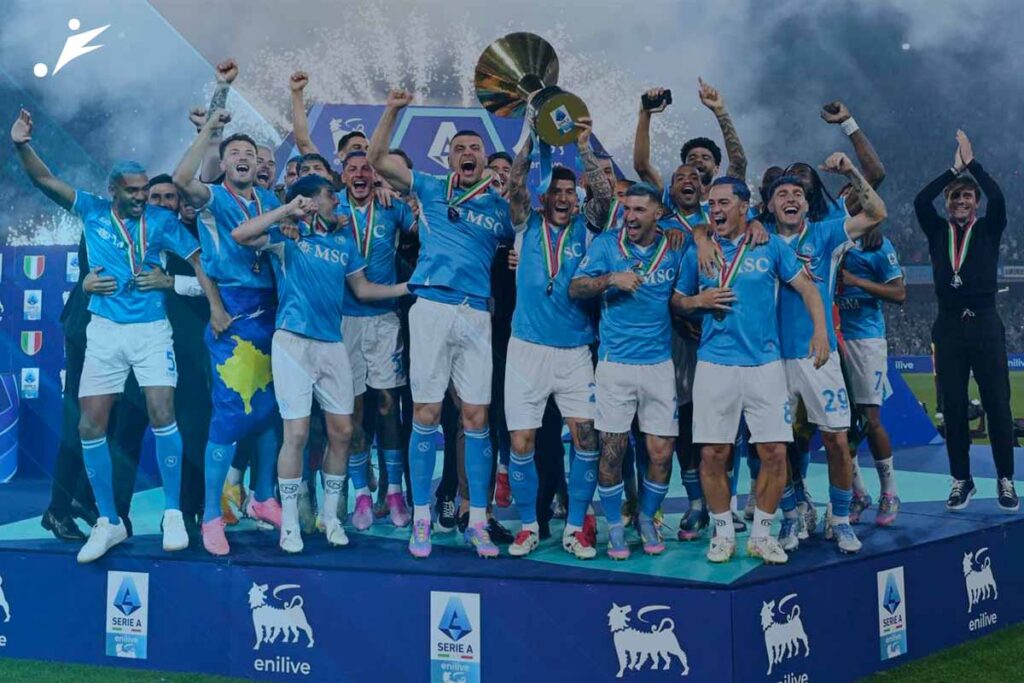 Giocatori del Napoli che festeggiano la Coppa Italia